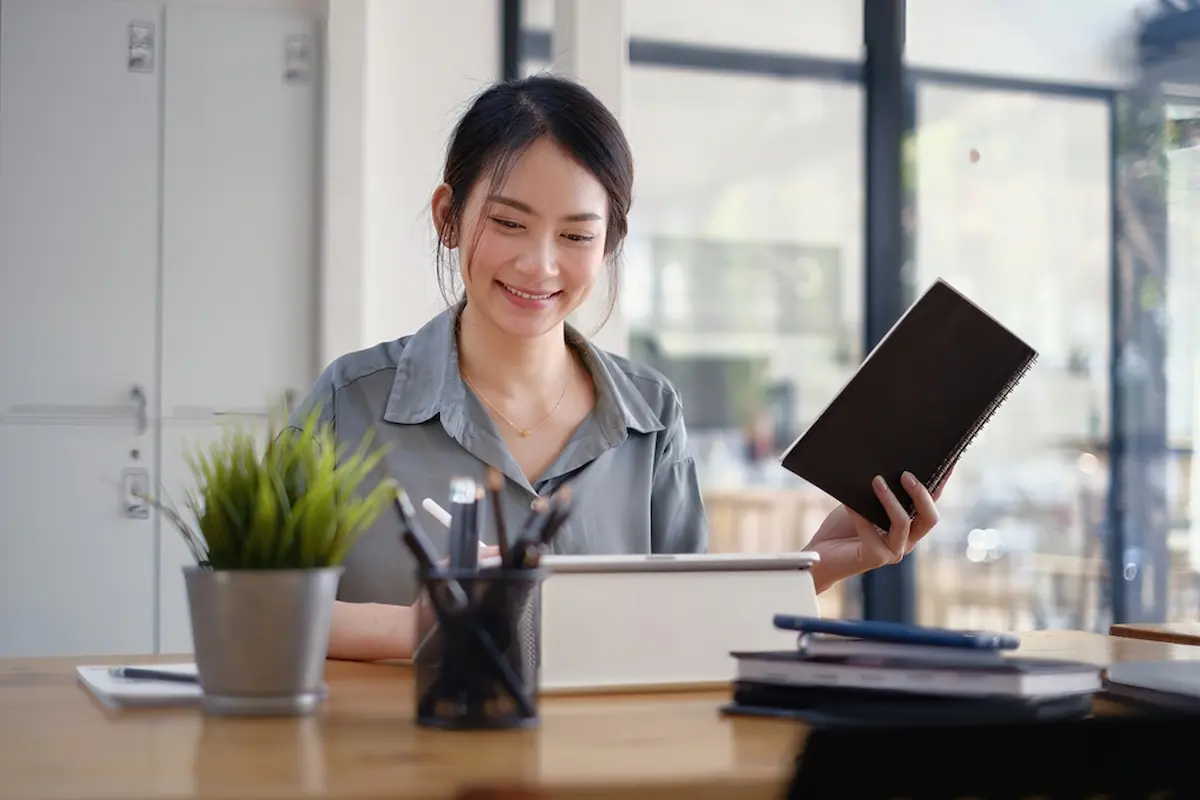 ถูกลอตเตอรี่ต้องเตรียมตัวอย่างไร มีขั้นตอนอย่างไรก่อนรับรางวัล
