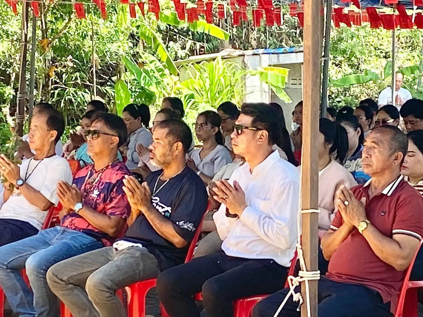 แจกเลขเด็ดเลขธูป พิธีบวงสรวง ท้าวเวสสุวรรณทวีทรัพย์ และพญาปุริสาท (1)
